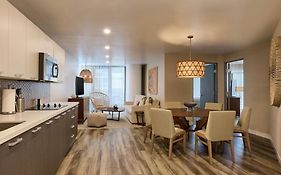 Casa Costera, Isla Verde Beach, Apartments By Marriott Bonvoy